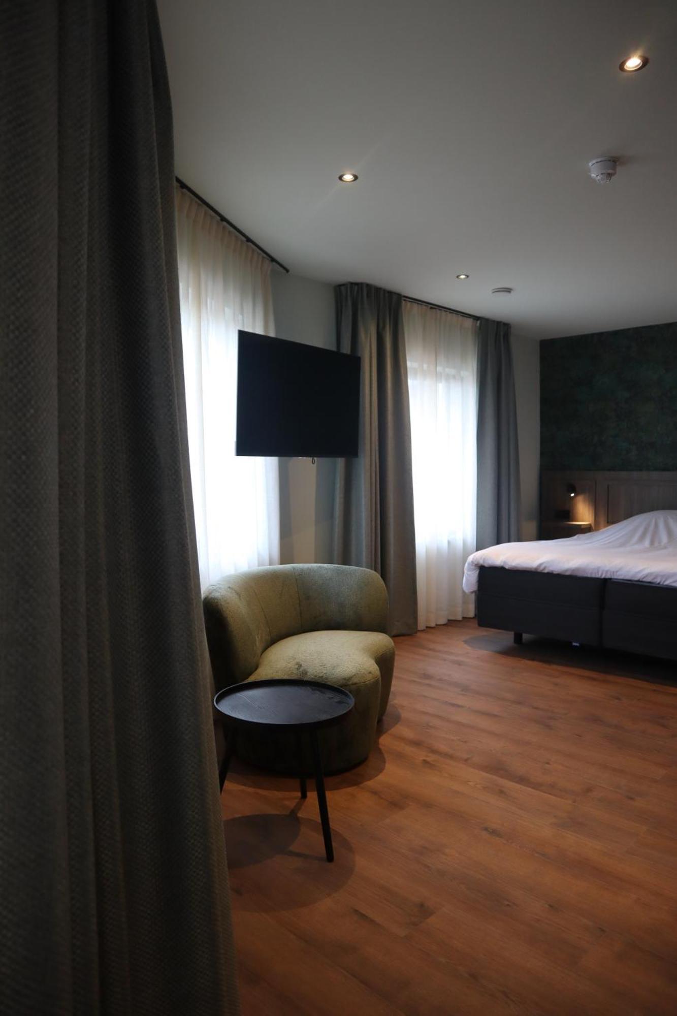 Hotel Central Roosendaal Exteriör bild