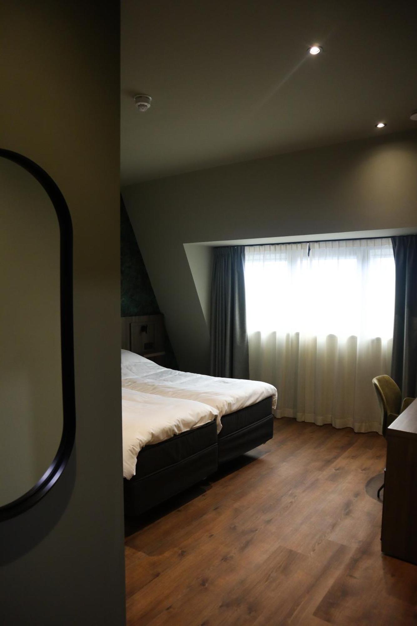 Hotel Central Roosendaal Exteriör bild
